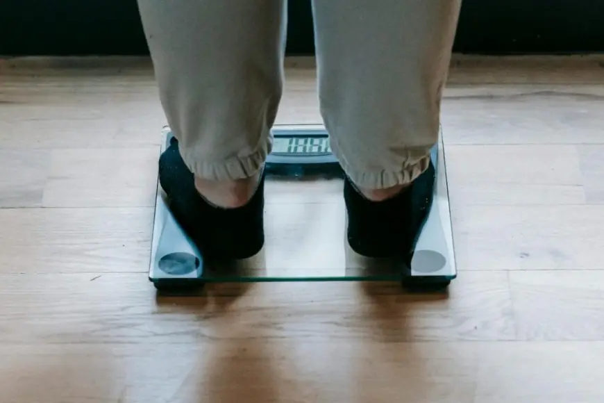 What Is ‘Skinny Fat’? Experts Explain The Metabolic Risk Behind A Normal Weight