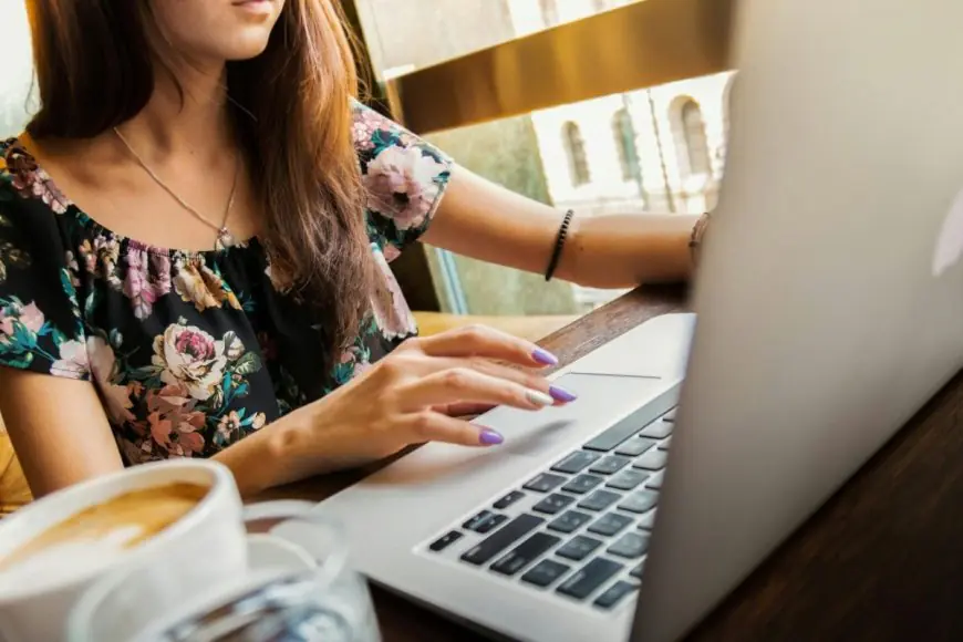 Keep These 5 Tip In Mind To Manage Your Career Growth In Uncertain Times