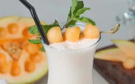 This Cooling Muskmelon Milkshake Recipe Is A Must Try This Summer