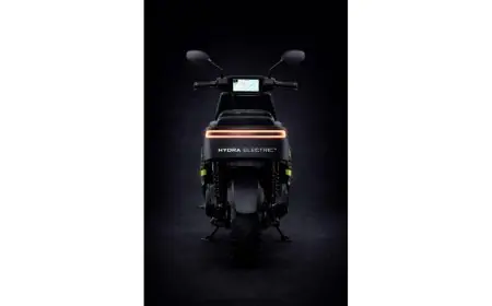 Hydra EZ, the Tesla of EV Scooters in India Has Arrived