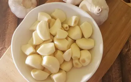 GK: Which City Is Known As The Garlic Capital Of The World?